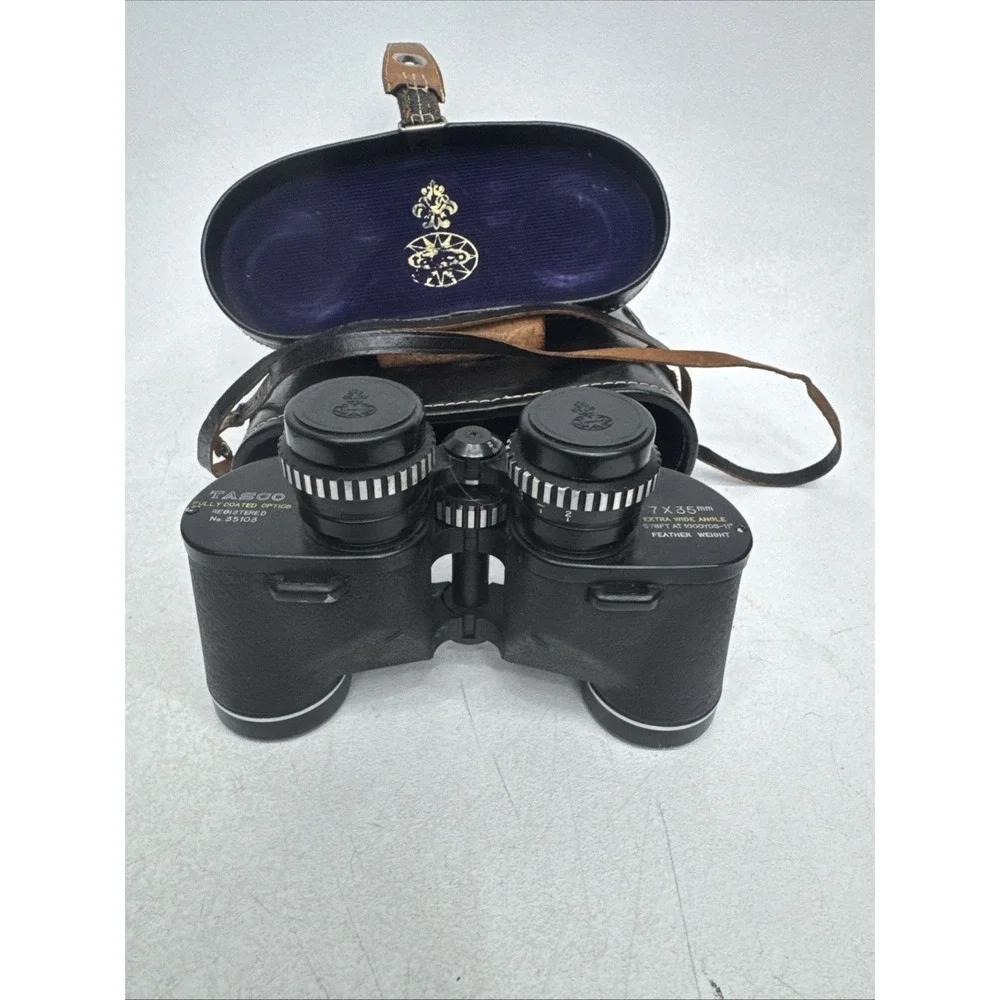 Vintage TASCO Model 118 7x35 578ft @ 1000yds Extra Wide Angle Binoculars W/ Case